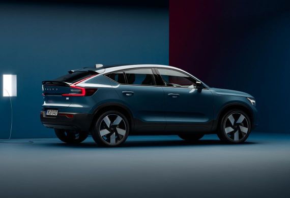 Volvo C40 Recharge Pure Electric